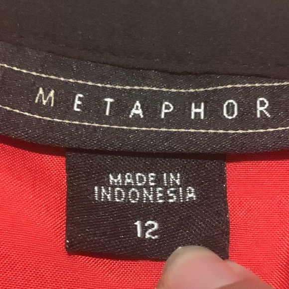 METAPHOR Coral Beige Black Pleat Formal Dress Size 12 - Picture 3 of 3